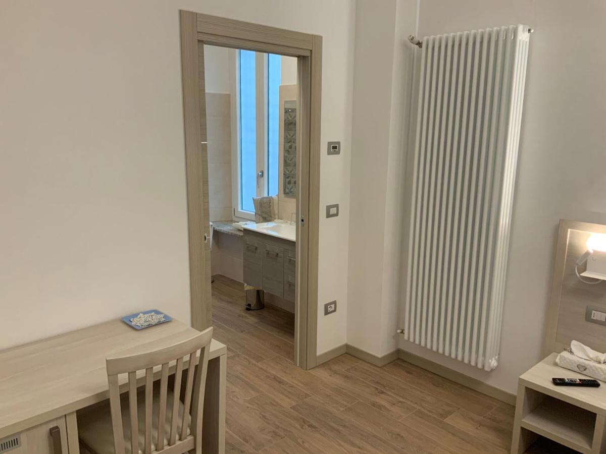 Residenza Pezzani Hotel Parma Ngoại thất bức ảnh